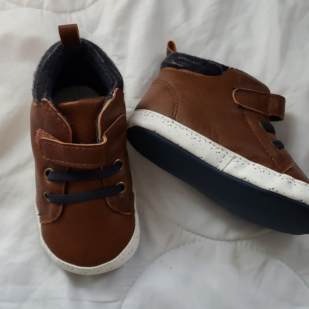 Baby shoes - Picture 2 of 2